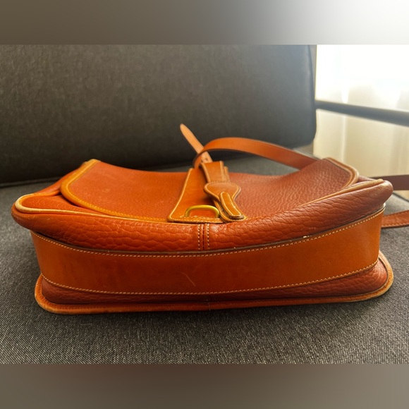 Dooney & Bourke all weather leather crossbody bag - Picture 9 of 15